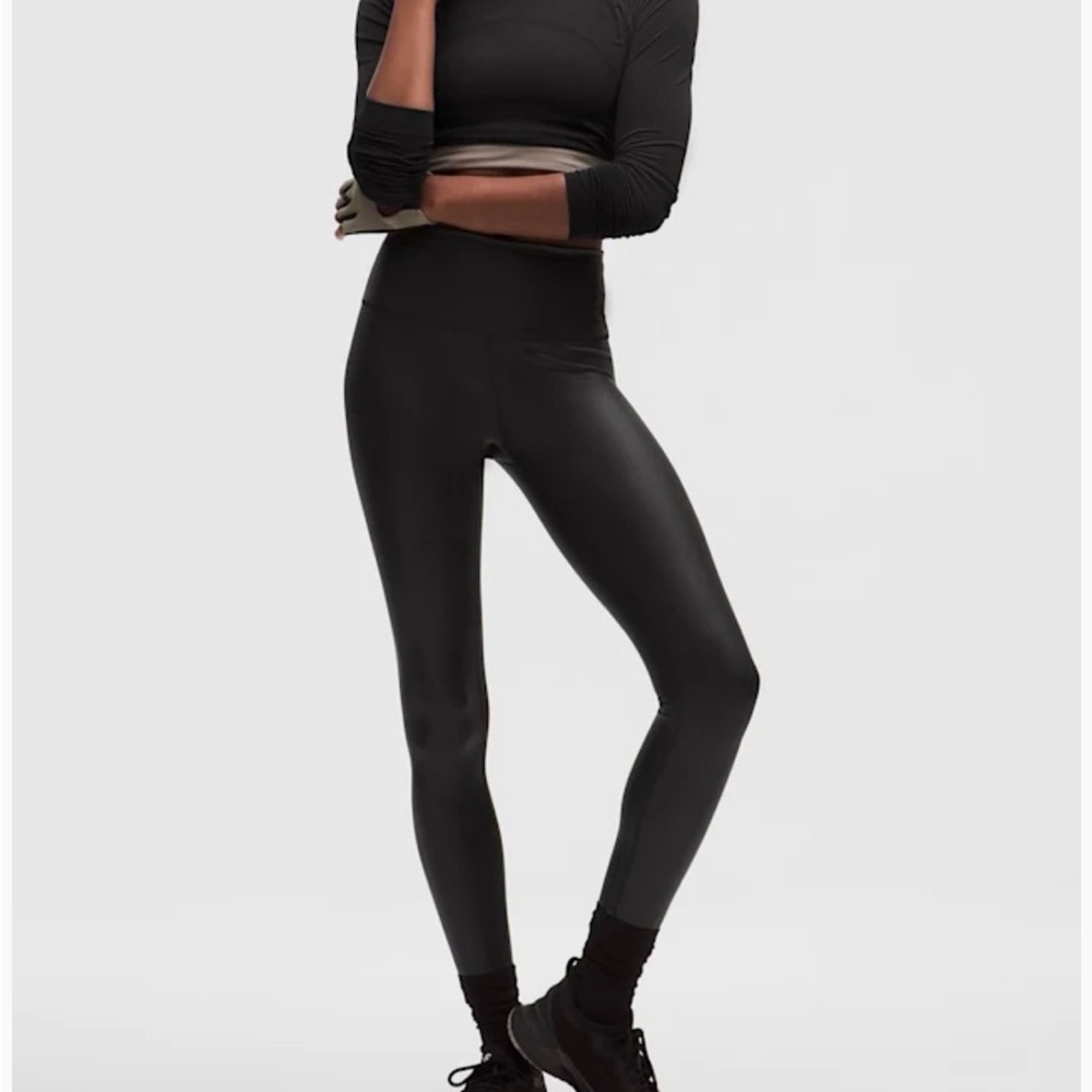 NWT - Lululemon Wunder Train High Rise Tight 28” Foil